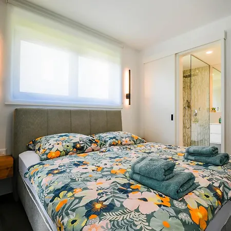 Chesa Blue Apartment *